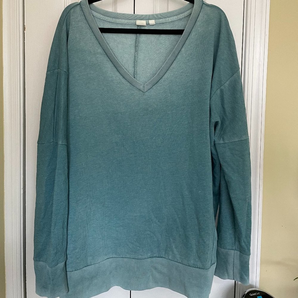 Gap Oversized V-Neck Sweatshirt